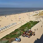 In With Sea Views Apartment Middelkerke