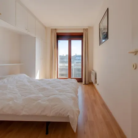 アパート In With Sea Views