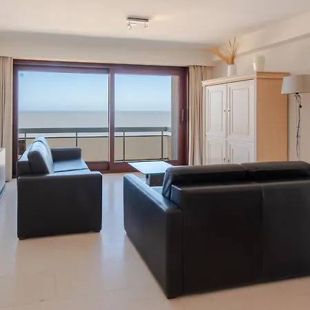 In With Sea Views アパート ミデルケルケ