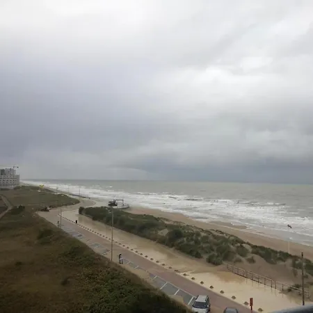 In With Sea Views アパート ミデルケルケ